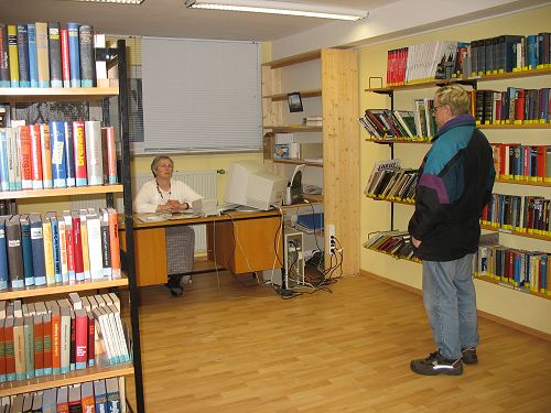 Besucher der Bücherei