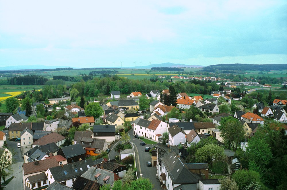 Ortschaft Thierstein vom Bergfried der Burgruine gesehen