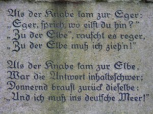 Gedicht in Stein an der Egerquelle