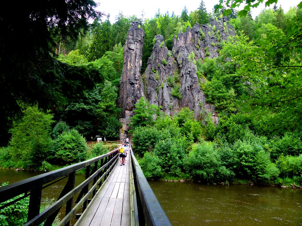 Die Hans-Heiling-Felsen im Egertal