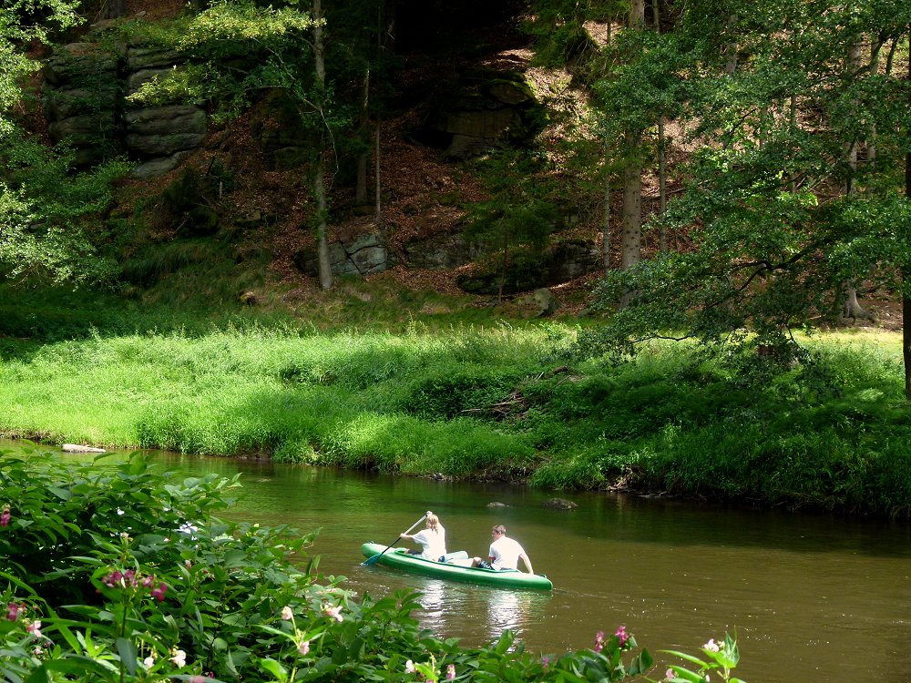 Bootsfahrten auf dem Egerfluss