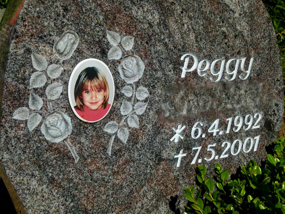 Grabdenkmal für Peggy in Grund bei Nordhalben