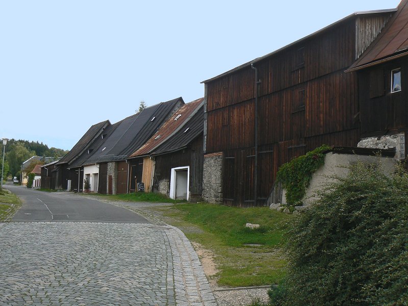 Marktleuthen: Scheunenreihe in der Neudeser Gasse