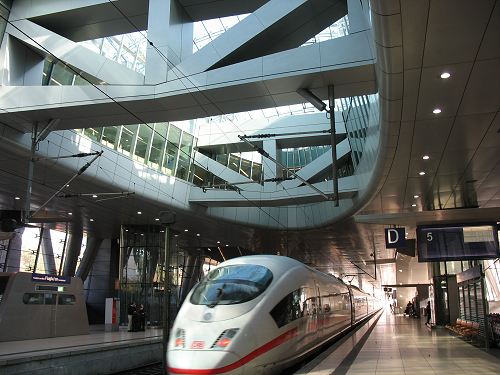 FFM Flughafen Fernbahnhof