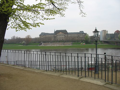 Elbe bei Dresden