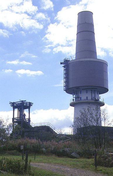 Fernmeldeturm und Aussichtsturm Backöfele auf dem Schneeberg