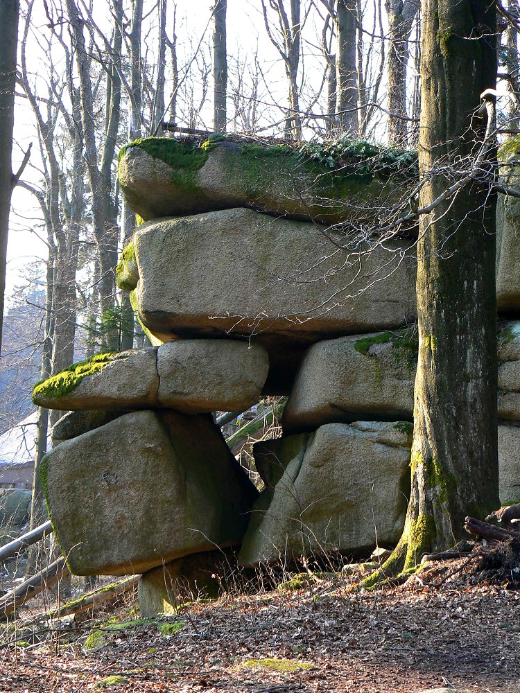 Felsformationen im Gipfelbereich des Waldsteins