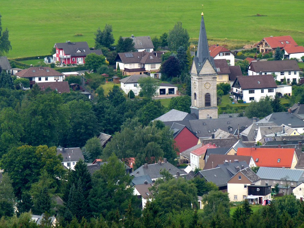 Der Markt Zell vom Arnsteinfelsen gesehen